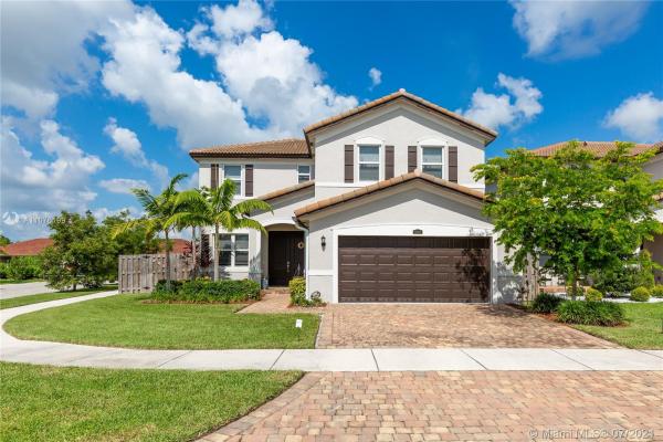 Hemingway Point, 25480 SW 121 Ct #, Princeton, Florida 33032, image 2