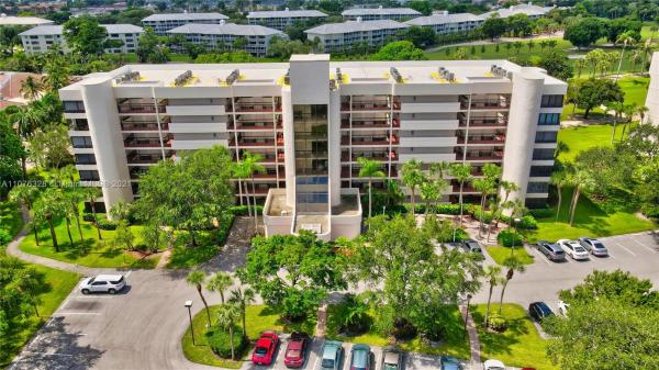 The Glens, 6320 Boca Del Mar Dr #208, Boca Raton, Florida 33433, image 2