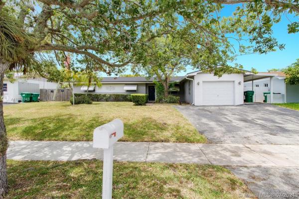 Whispering Pines Park, 8841 SW 198th St, Cutler Bay, Florida 33157, image 2