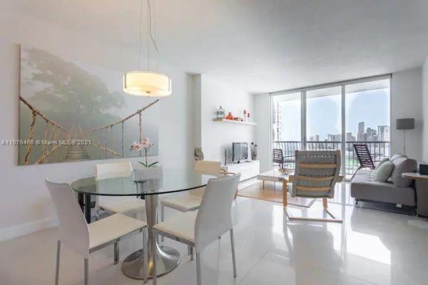 Opera Tower, Miami, Florida 33132, image 1