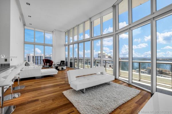 Icon Brickell Tower 1, 465 Brickell Ave #4101, Miami, Florida 33131, image 2