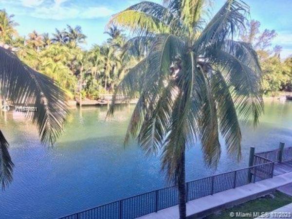 The Castille, 4011 N Meridian Ave #26, Miami Beach, Florida 33140, image 1