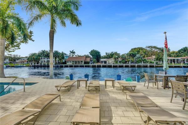 Chateau Mar, 800 SE 4th St #402, Fort Lauderdale, Florida 33301, image 2