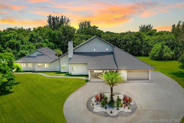 Sunshine Ranches, 6850 Melaleuca Rd, Southwest Ranches, Florida 33330, image 2
