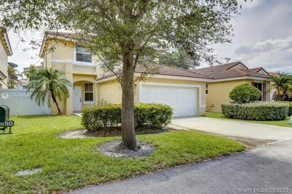 Chelsea At Ivanhoe, 14850 SW 50th Ct, Davie, Florida 33331, image 2