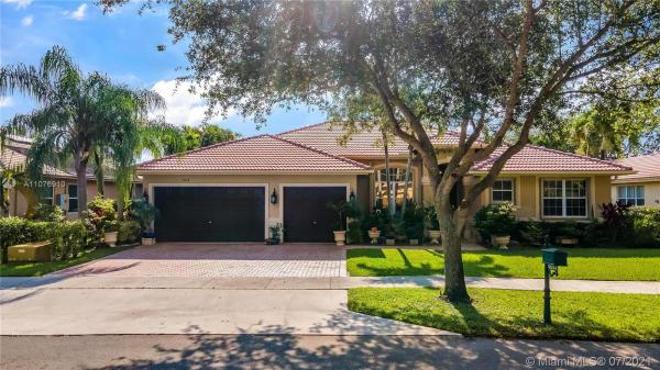 Country Glen, 5054 Countrybrook Dr, Cooper City, Florida 33330, image 2