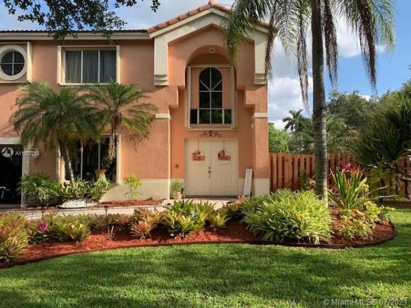 Reflections, 11352 Roundelay Rd, Cooper City, Florida 33026, image 2