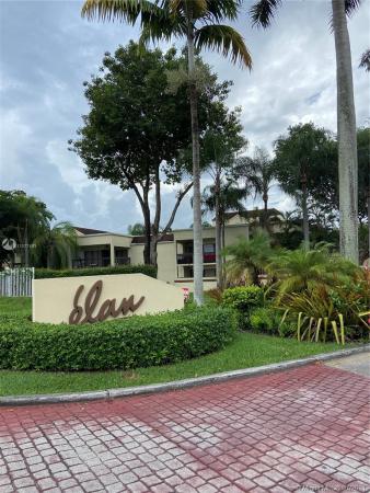 Elan At Calusa, 12914 SW 88th Ter #B-204, The Crossings, Florida 33186, image 2