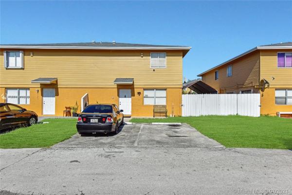 Seagrape Village, 119 NE 12th Ave #119, Homestead, Florida 33030, image 2