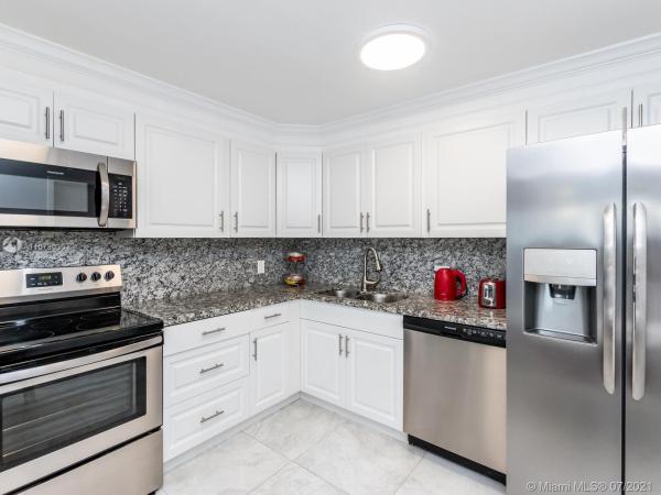 Grenoble At Quadomain, 2101 S Ocean Dr #906, Hollywood, Florida 33019, image 2