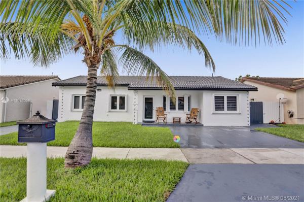 Majestic Homes, 14482 SW 172nd Ln, Richmond West, Florida 33177, image 2