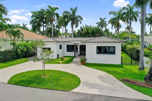 North Bay Island, 7421 Center Bay Dr, North Bay Village, Florida 33141, image 2