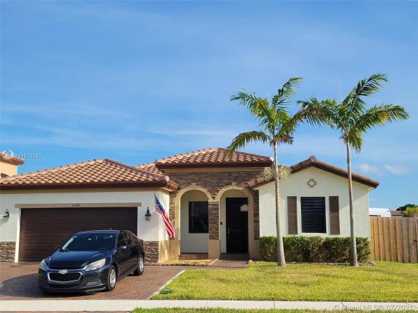 Kingman Commons, 2360 SE 1st St, Homestead, Florida 33033, image 2