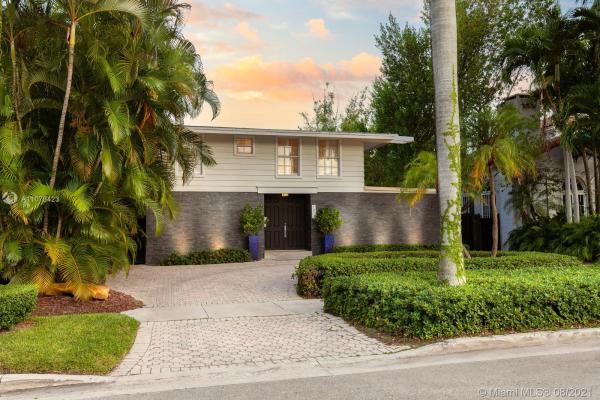Fairhaven, 1812 Fairhaven Pl, Miami, Florida 33133, image 2
