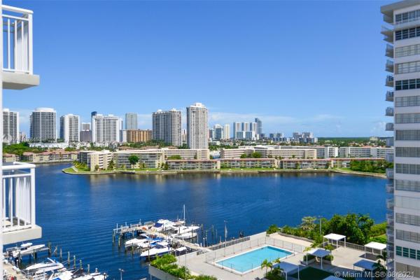 Del Prado North Towers, 18061 Biscayne Blvd #1201-2, Aventura, Florida 33160, image 2