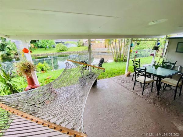 Seacrest Isles, Oakland Park, Florida 33309, image 2