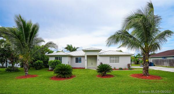 18945 SW 308th St, Unincorporated Dade County, Florida 33030, image 2