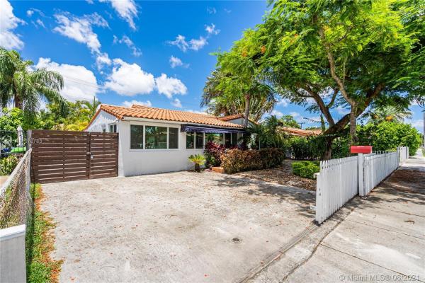 Durham Terrace, 4015 NW 4th Ter, Miami, Florida 33126, image 2