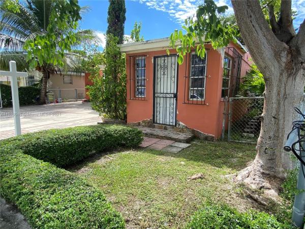 Rogers, 1810 NW 5th St, Miami, Florida 33125, image 2