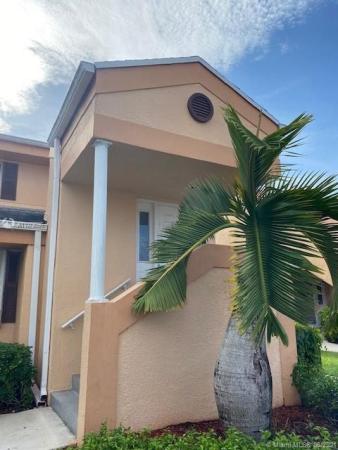 Centergate, 2638 SE 19th Ct #207C, Homestead, Florida 33035, image 2