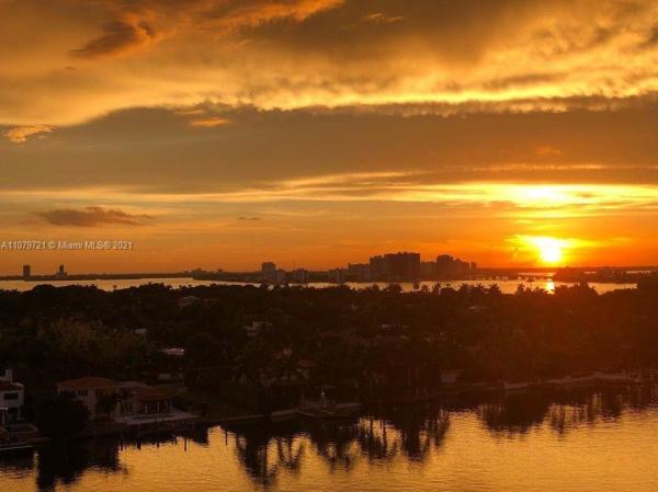 The Grandview, 5900 Collins Ave #2203, Miami Beach, Florida 33140, image 2
