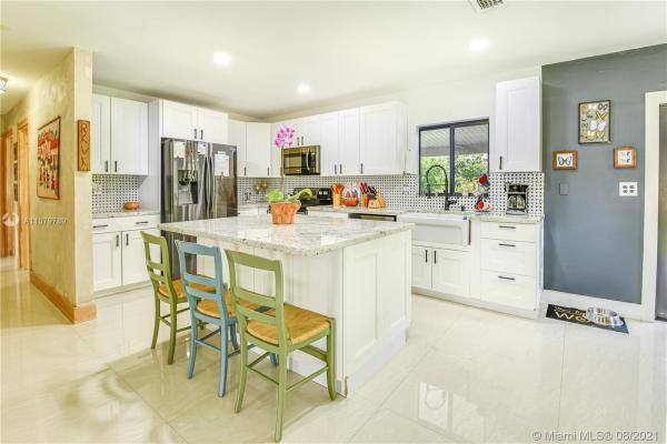 Cutler Ridge, 21331 SW 102nd Ave, Cutler Bay, Florida 33189, image 2