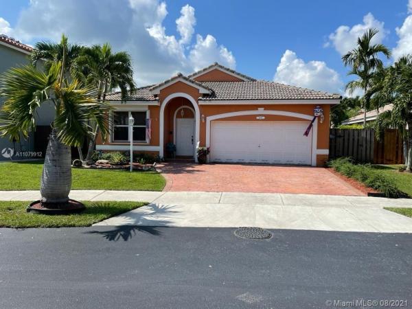 Park Square At Lago Mar, 16436 SW 76 St #, The Hammocks, Florida 33193, image 2