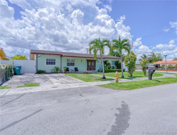 2800 SW 98th Ave, University Park, Florida 33165, image 2