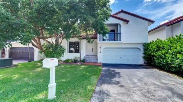 The Missions, 10718 SW 117th, Kendall, Florida 33186, image 2