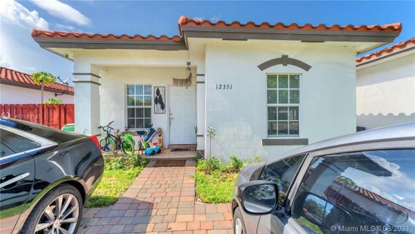 De Cayon, 12351 SW 214 Ter #, Goulds, Florida 33177, image 2