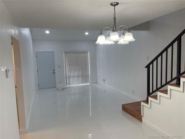 North Pointe At The California Club, 21041 NE 5th Ct #21041, Ives Estates, Florida 33179, image 2