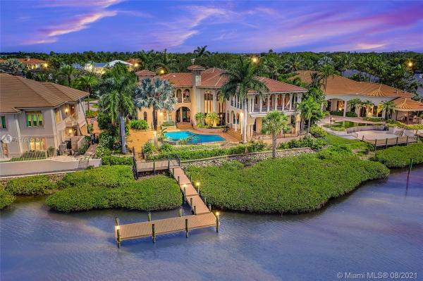 Admirals Cove, 1 Admirals Cove Blvd, Jupiter, Florida 33477, image 2