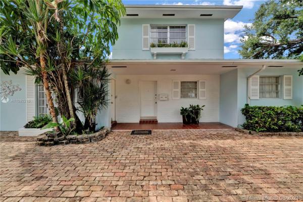370 NE 113th St, Unincorporated Dade County, Florida 33161, image 2