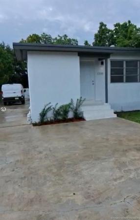 Breezy Heights, 1355 NW 130th St, North Miami, Florida 33167, image 2