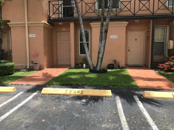 Puerto Bello, 12482 NW 11th Ln, Tamiami, Florida 33182, image 2