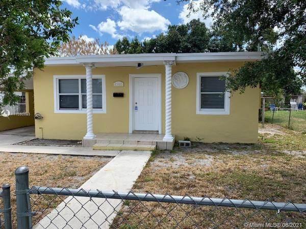 Eleanor Park, 2360 NW 153 St #, Miami Gardens, Florida 33054, image 2