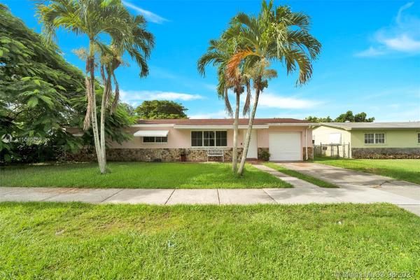 Ponce De Leon, 432 NW 15th St, Homestead, Florida 33030, image 2