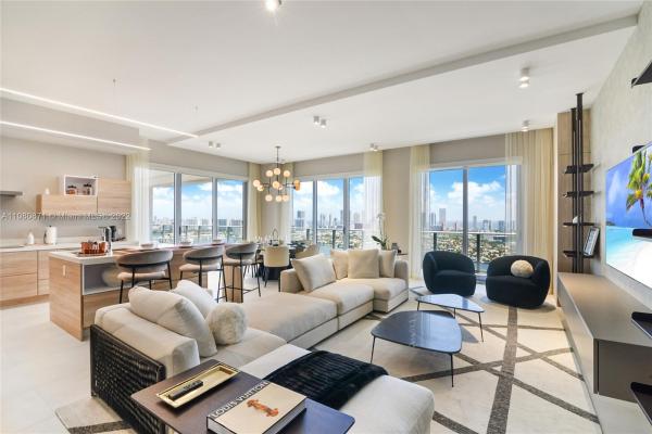 The Harbour South Tower, 16385 Biscayne Blvd #PH 5, North Miami Beach, Florida 33160, image 1