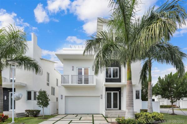 Oasis Park Square At Doral, 3460 NW 83rd Ct, Doral, Florida 33122, image 2