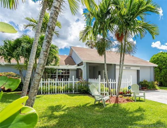 Homestead Lakes Farmlife West, 1646 N Bluebird Ln, Homestead, Florida 33035, image 2