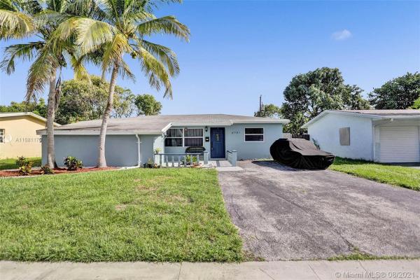 Sunrise Golf Village, 6701 NW 21st St, Sunrise, Florida 33313, image 2