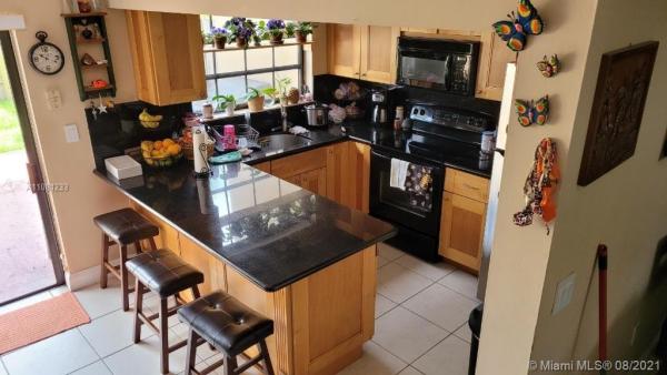 Miller Dreams, 13327 SW 59th Ter, Kendale Lakes, Florida 33183, image 2