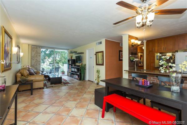 Vecino Del Mar, 2350 NE 135th St #314, North Miami, Florida 33181, image 2