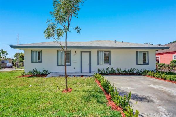 Rainbow Gardens, 1600 NW 152nd Ter, Miami Gardens, Florida 33054, image 2