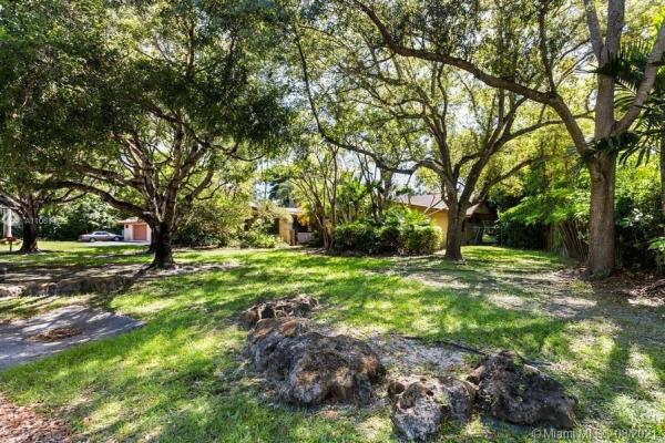 Hawley Heights, 11501 SW 92 Ct #, Kendall, Florida 33176, image 2