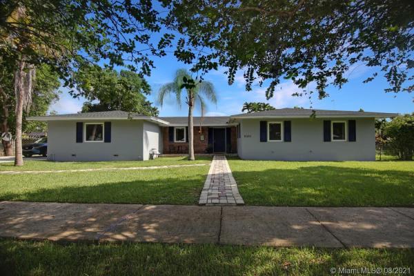 Country Club Grove, 8501 SW 152nd St, Palmetto Bay, Florida 33157, image 2