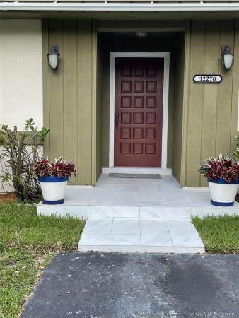 Devon Aire Villas, 12270 SW 116th Ln 0, The Crossings, Florida 33186, image 2