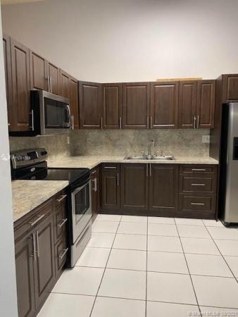 Kings Gardens, 4574 NW 185th St #4574, Miami Gardens, Florida 33055, image 2