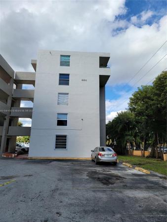 Sandalwood, 854 NW 87th Ave #304, Fountainebleau, Florida 33172, image 2