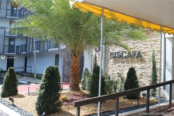 Biscaya, 20500 W Country Club Dr #508, Aventura, Florida 33180, image 2